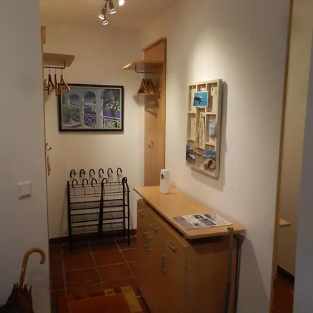 Helle 1obergeschosswohnung Og Appartamento *