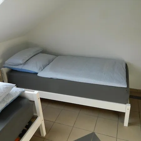 Helle 1obergeschosswohnung Og Appartamento *
