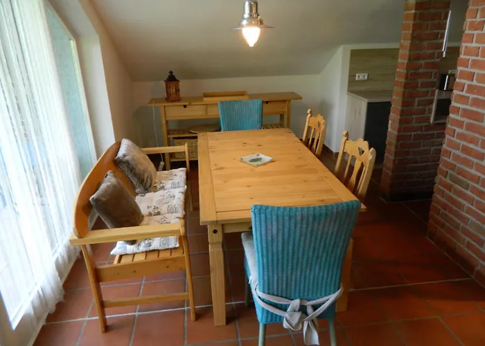 Helle 1obergeschosswohnung Og Lejlighed *